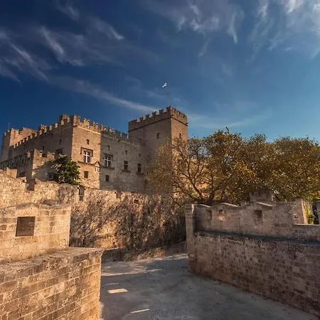 Ioli'S Home - Medieval Town Rhodes City Exterior photo