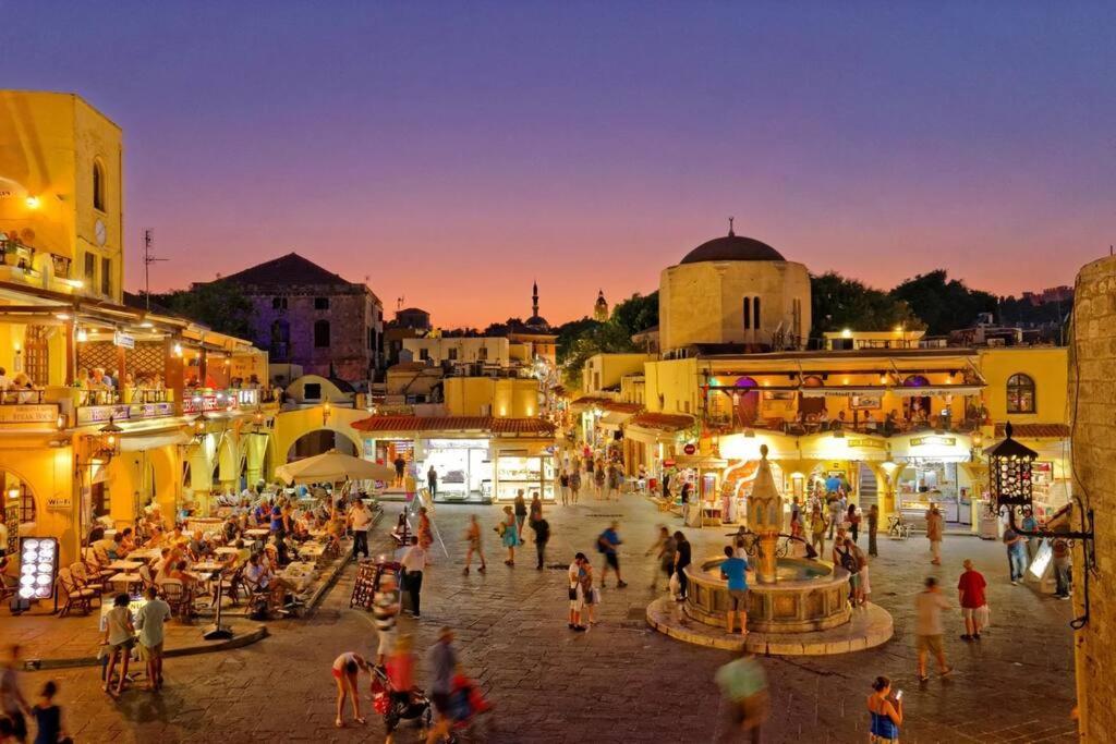 Ioli's - Medieval Town *
