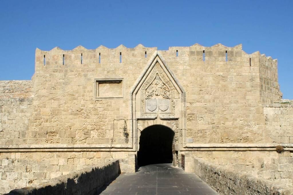 Ioli's - Medieval Town Holiday home *